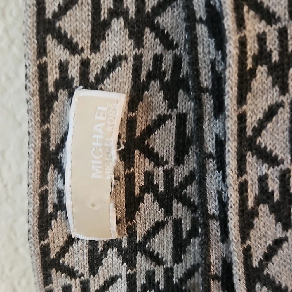 Michael Kors Black and Gray Logo Scarf - Picture 2 of 2